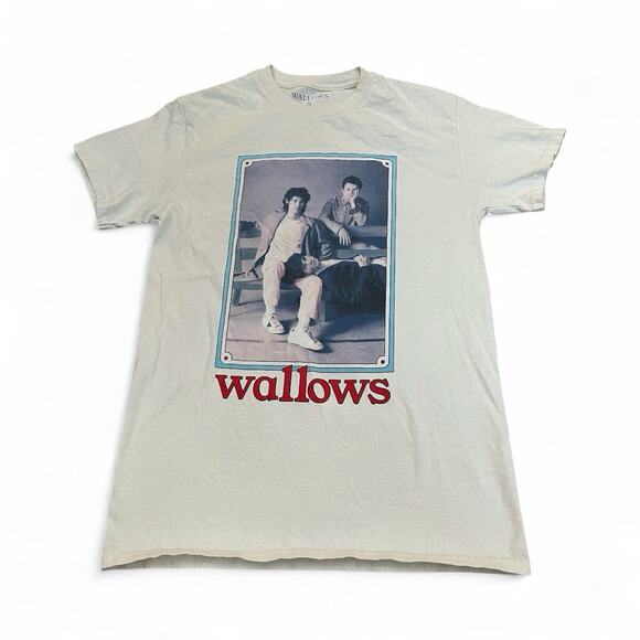 Wallows Womens Concert Tour Tshirt Small Tell Me That It’s Over 2022 Crew Neck - Picture 1 of 8